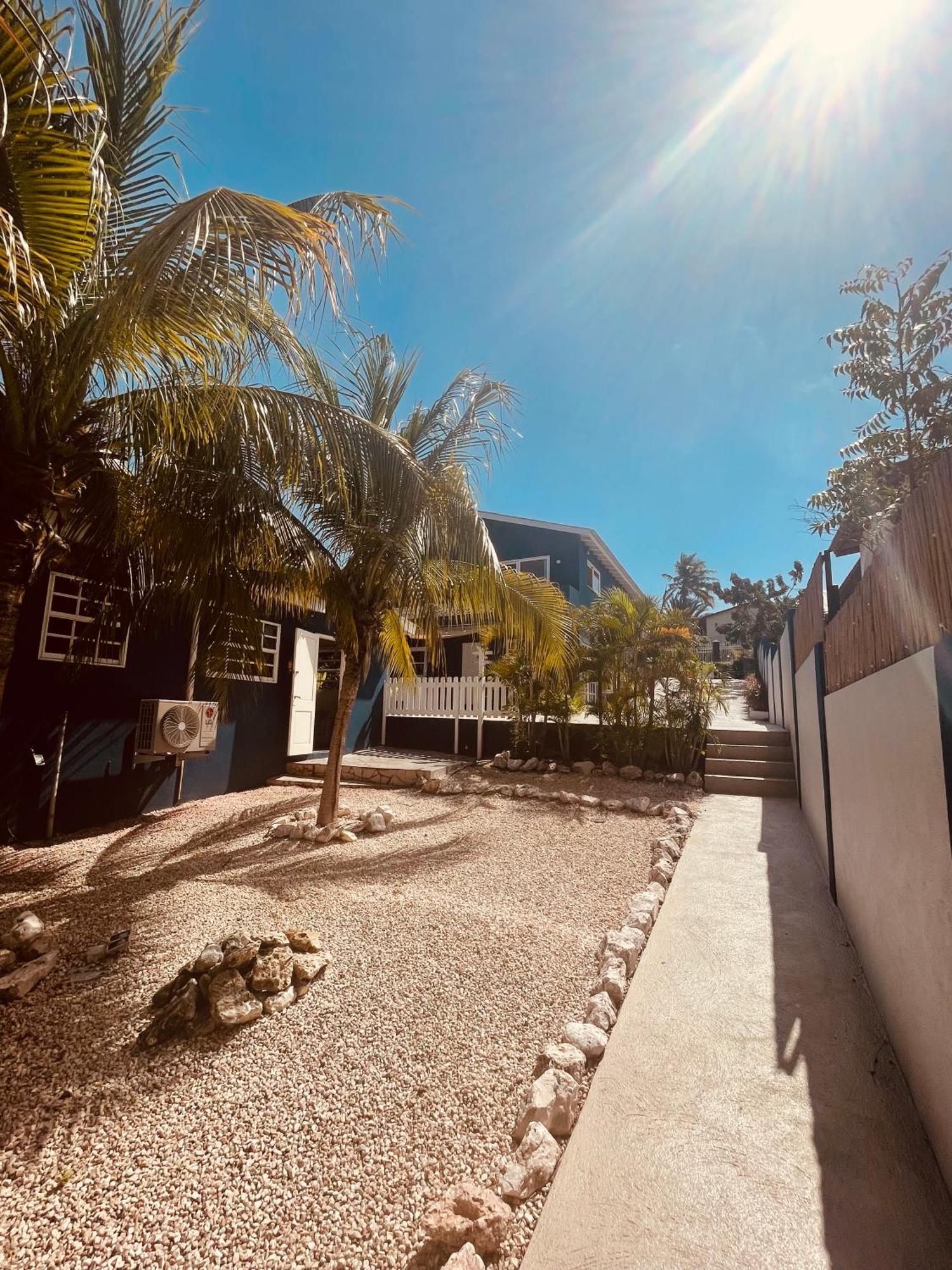 Mini Resort Kaya Verdi Willemstad Bagian luar foto